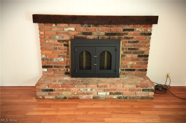 2405 Weymouth Road, Hinckley, OH 44233