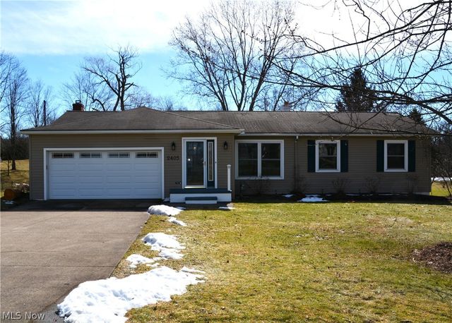 2405 Weymouth Road, Hinckley, OH 44233