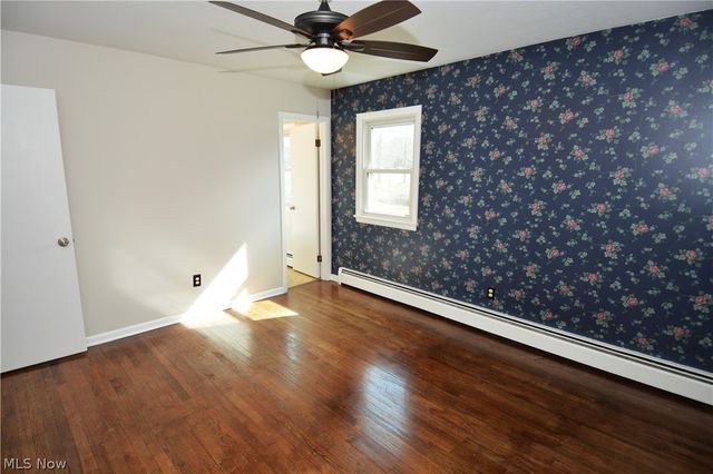 2405 Weymouth Road, Hinckley, OH 44233