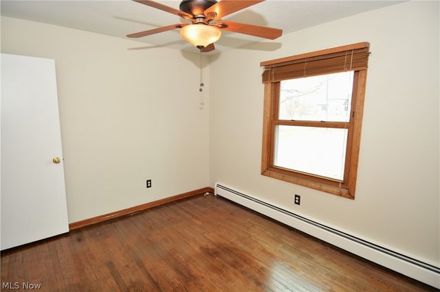 2405 Weymouth Road, Hinckley, OH 44233