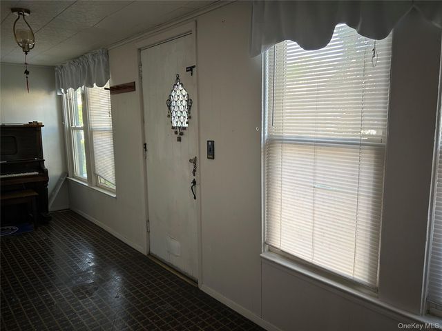 92-14 219th Street, Queens Village, NY 11428