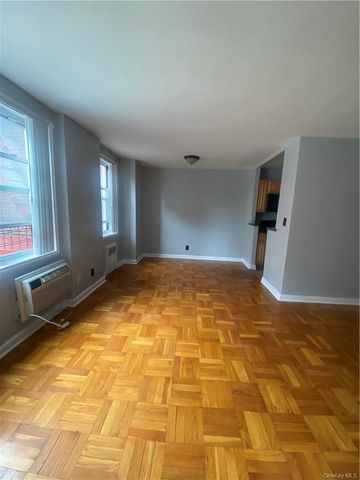 4 Sadore Lane 2W, Yonkers, NY 10710