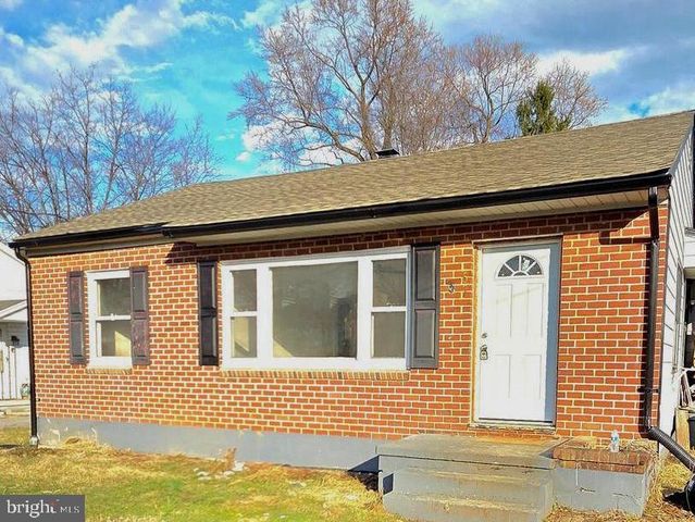 357 HEDRICK AVE, Martinsburg, WV 25405