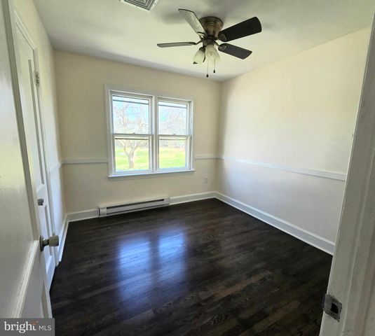 357 HEDRICK AVE, Martinsburg, WV 25405