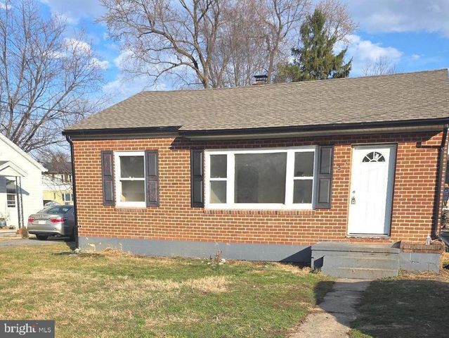 357 HEDRICK AVE, Martinsburg, WV 25405
