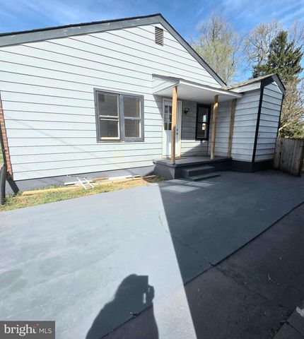 357 HEDRICK AVE, Martinsburg, WV 25405