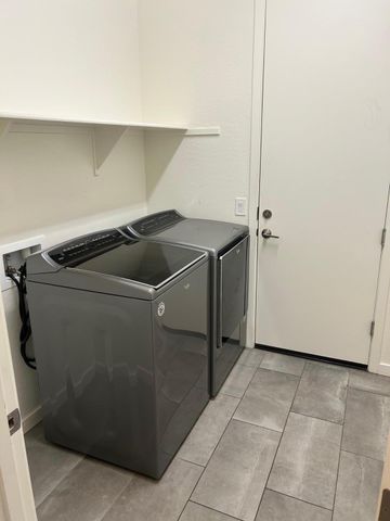 1141 E La Mirada Drive, Phoenix, AZ 85042