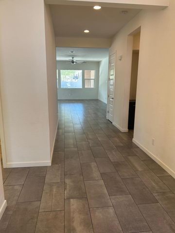 1141 E La Mirada Drive, Phoenix, AZ 85042