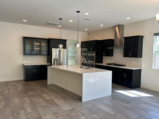 1141 E La Mirada Drive, Phoenix, AZ 85042