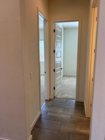 1141 E La Mirada Drive, Phoenix, AZ 85042