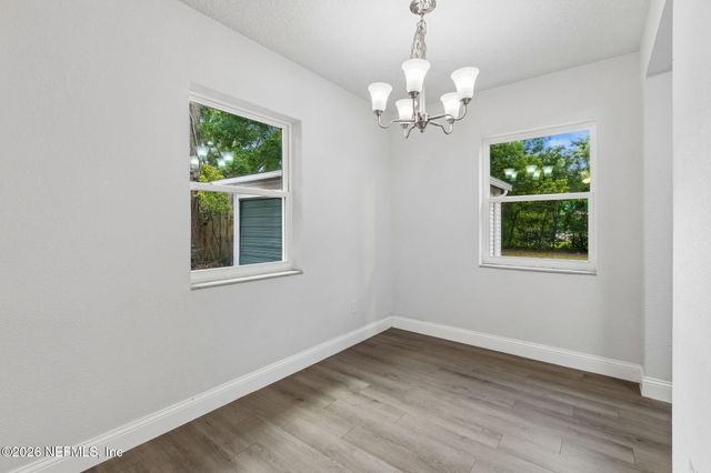3524 CENTERHILL Drive N, Jacksonville, FL 32254