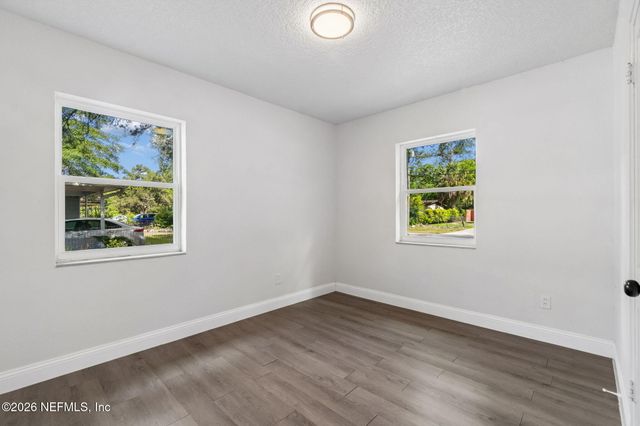 3524 CENTERHILL Drive N, Jacksonville, FL 32254