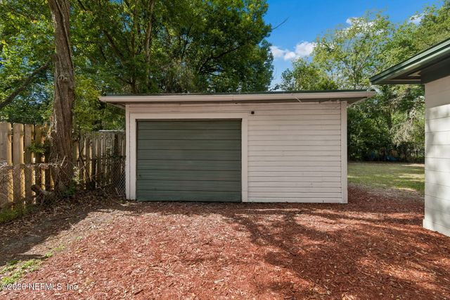 3524 CENTERHILL Drive N, Jacksonville, FL 32254
