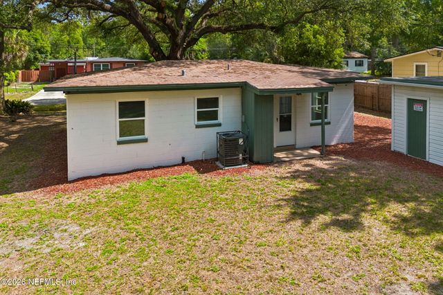 3524 CENTERHILL Drive N, Jacksonville, FL 32254