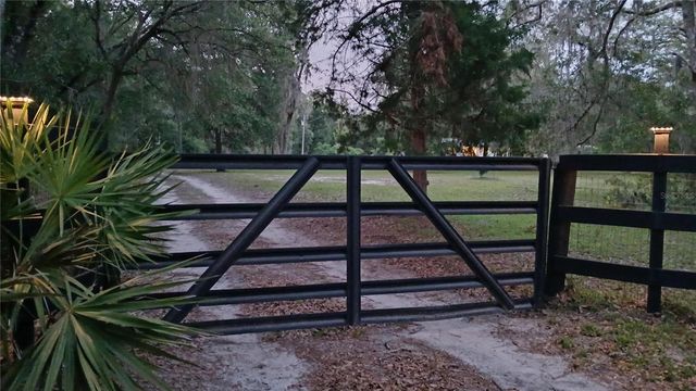 6320 SE 91ST TRAIL, Trenton, FL 32693