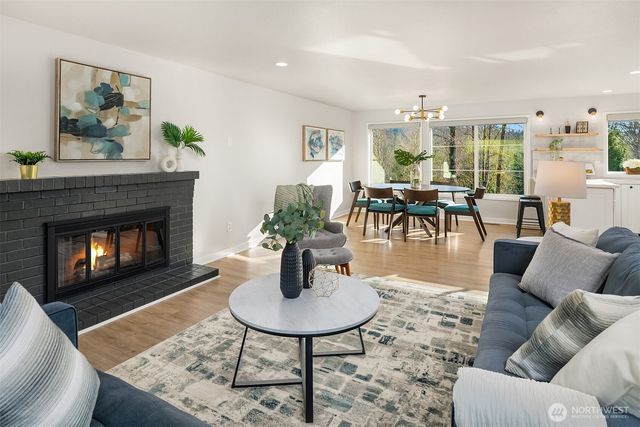 13517 246th Avenue SE, Issaquah, WA 98027