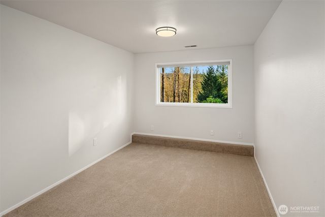 13517 246th Avenue SE, Issaquah, WA 98027