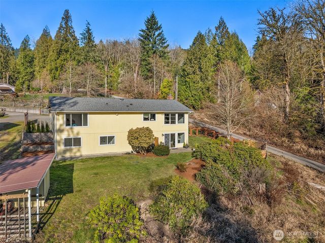 13517 246th Avenue SE, Issaquah, WA 98027