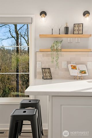 13517 246th Avenue SE, Issaquah, WA 98027