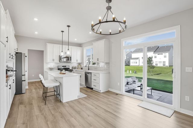 6076 Honey Farm Way, Grove City, OH 43123