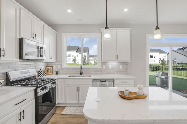 6076 Honey Farm Way, Grove City, OH 43123