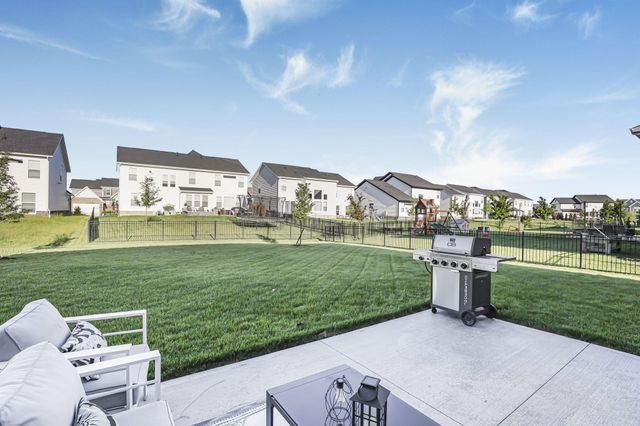 6076 Honey Farm Way, Grove City, OH 43123