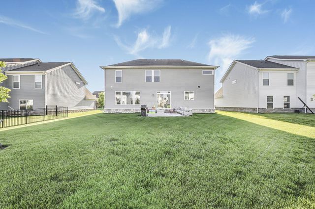 6076 Honey Farm Way, Grove City, OH 43123
