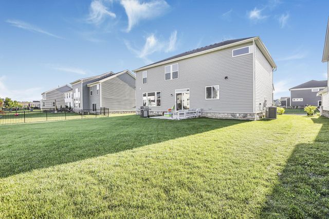 6076 Honey Farm Way, Grove City, OH 43123