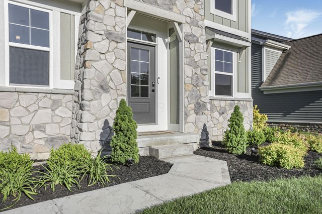 6076 Honey Farm Way, Grove City, OH 43123