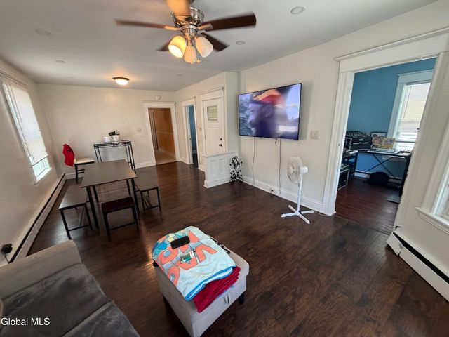 131 Furman Street, Schenectady, NY 12304