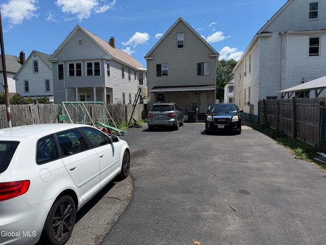 131 Furman Street, Schenectady, NY 12304