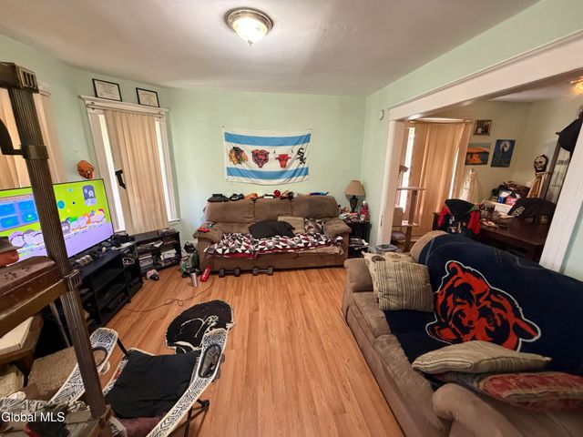 131 Furman Street, Schenectady, NY 12304