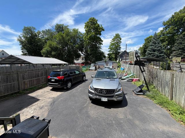 131 Furman Street, Schenectady, NY 12304
