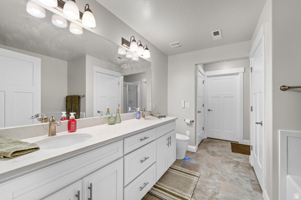 Image 14 of property listing at 417 N MALLARD DR #D, Vineyard, UT 84059