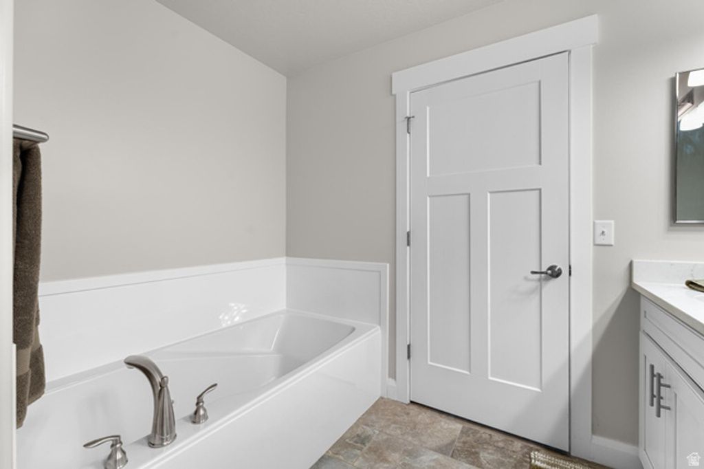 Image 15 of property listing at 417 N MALLARD DR #D, Vineyard, UT 84059