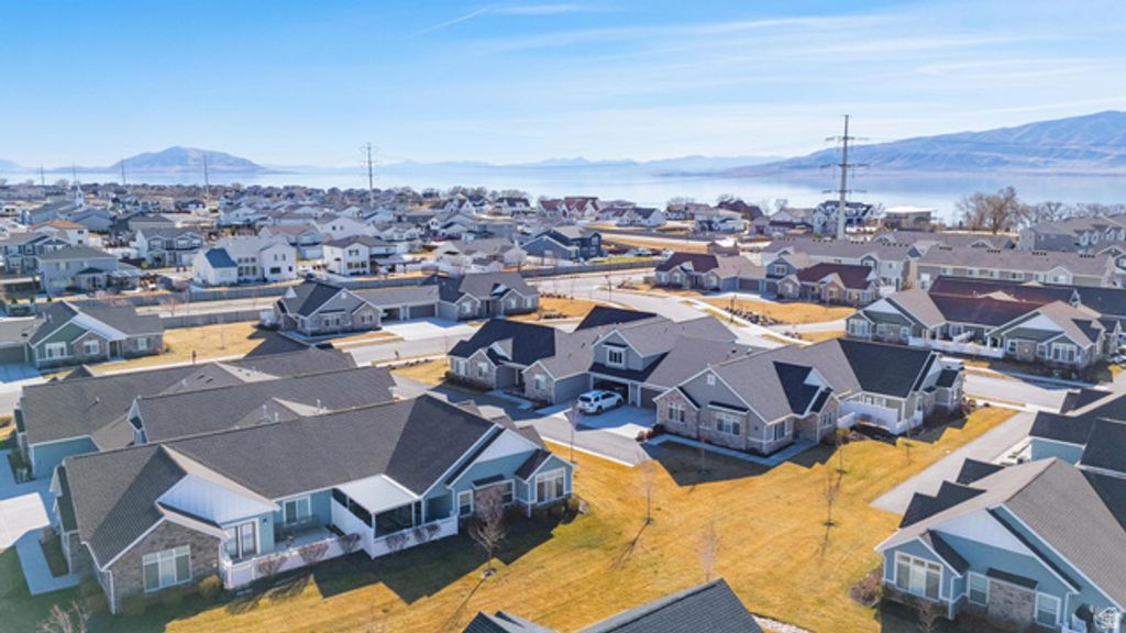 Image 31 of property listing at 417 N MALLARD DR #D, Vineyard, UT 84059