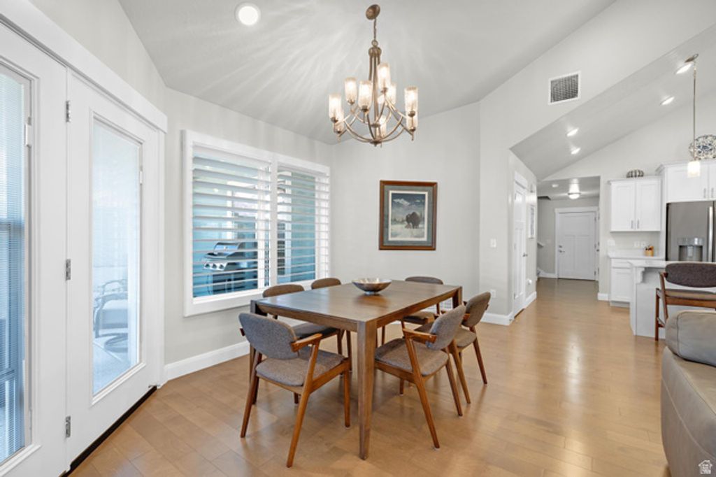 Image 5 of property listing at 417 N MALLARD DR #D, Vineyard, UT 84059