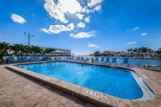 5840 30TH AVENUE S 202, Gulfport, FL 33707