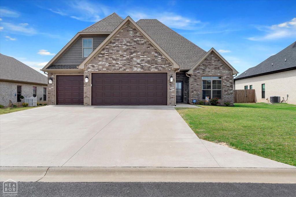 122 Clearwater Drive, Brookland, AR 72417