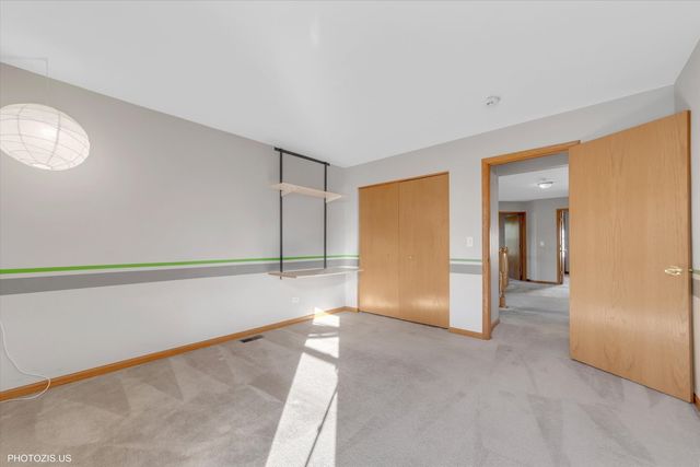 24525 Champion Drive, Plainfield, IL 60585