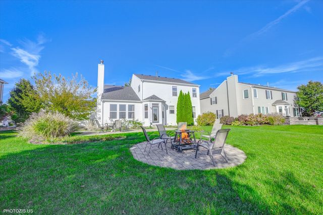 24525 Champion Drive, Plainfield, IL 60585