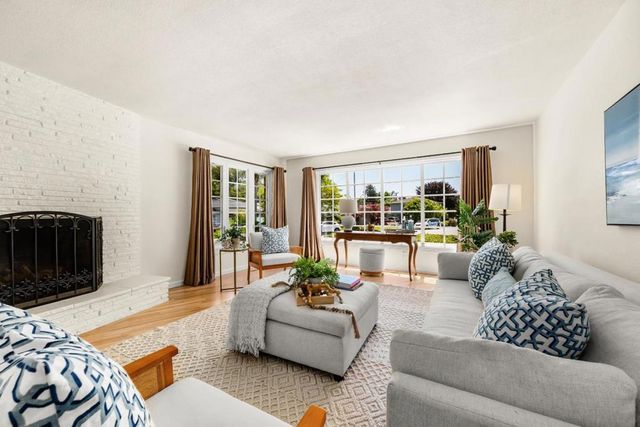 2 Ortalon Avenue, Santa Cruz, CA 95060