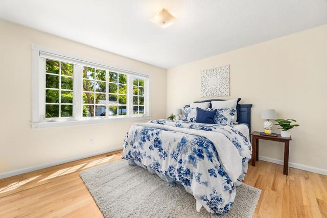 2 Ortalon Avenue, Santa Cruz, CA 95060