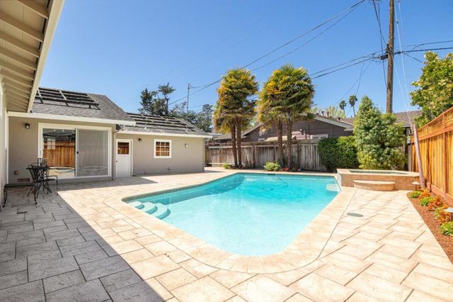 2 Ortalon Avenue, Santa Cruz, CA 95060