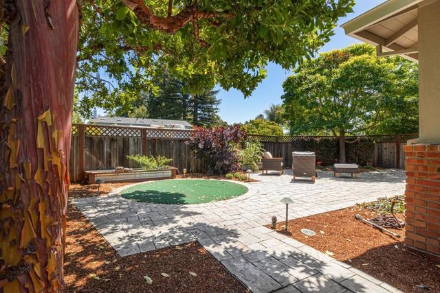2 Ortalon Avenue, Santa Cruz, CA 95060