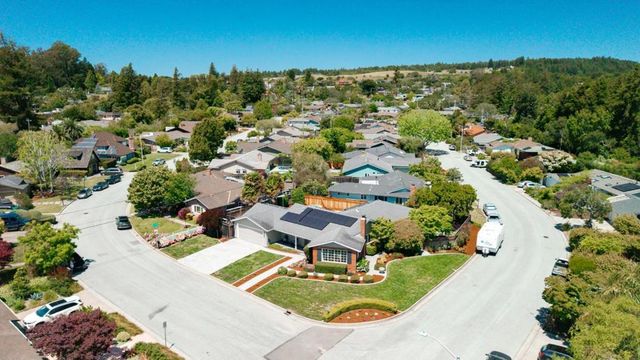 2 Ortalon Avenue, Santa Cruz, CA 95060
