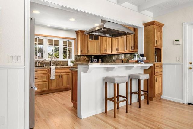 2 Ortalon Avenue, Santa Cruz, CA 95060
