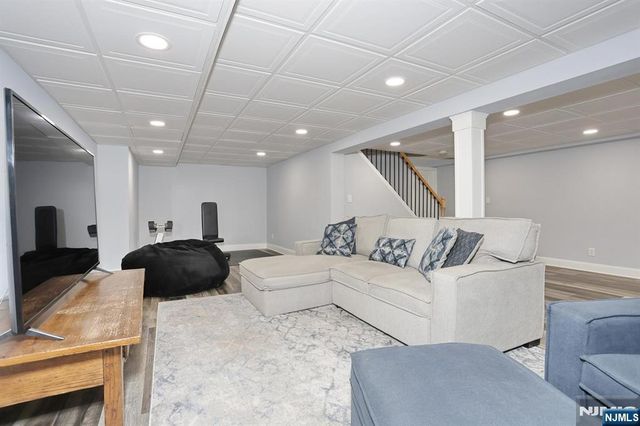 408 Bergen Boulevard, Oradell, NJ 07649