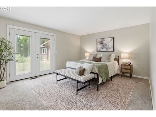 15643 Se ANDYS Ct, Milwaukie, OR 97267