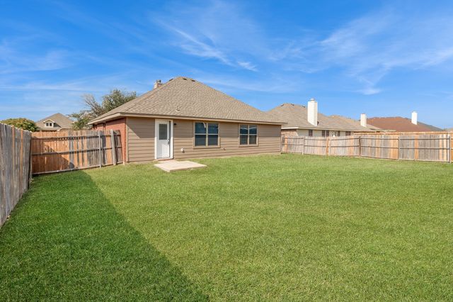 811 Cutting Horse Drive, Mansfield, TX 76063
